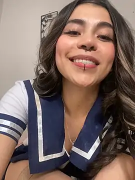 loveegirll1 online show from 02/03/26, 03:37