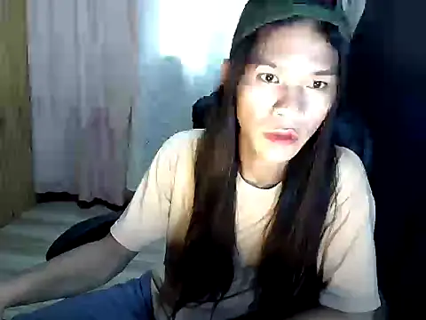 Snapshot of 8inches_tammy chatting on 02/05/26, 03:02 8inches tammy online show from 02/05/26, 03:02