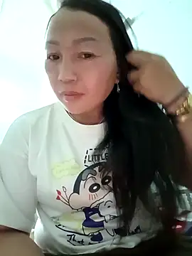 Snapshot of baby_112233 chatting on 02/06/26, 01:40 baby 112233 online show from 02/06/26, 01:40