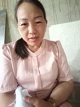 Snapshot of baby_112233 chatting on 06/28/26, 12:28 baby 112233 online show from 06/28/26, 12:28