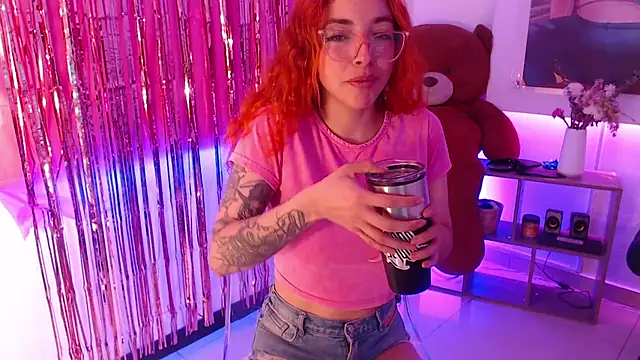 mere in redd online show from 05/14/26, 12:02