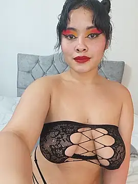 zoe love18 online show from 05/20/26, 04:31