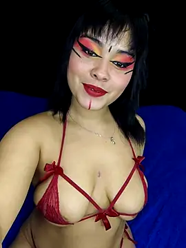 zoe love18 online show from 04/06/26, 03:57