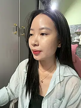 Linne6789 online show from 05/10/26, 03:32