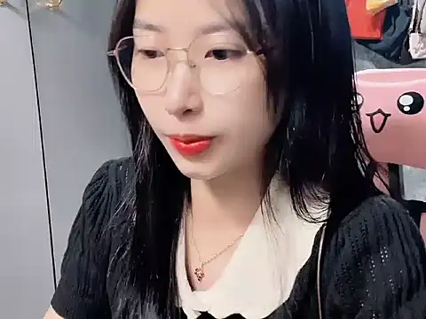 Linne6789 online show from 03/04/26, 03:14