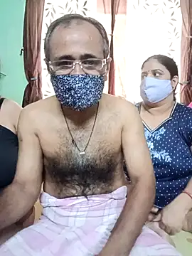 HoneyHush online show from 03/14/26, 10:54