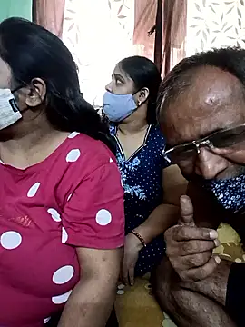 HoneyHush online show from 03/08/26, 08:50