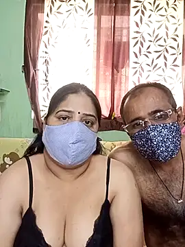 Snapshot of HoneyHush chatting on 02/08/26, 07:17 HoneyHush online show from 02/08/26, 07:17