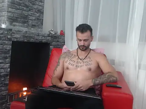 RyanxCole online show from 02/12/26, 10:37