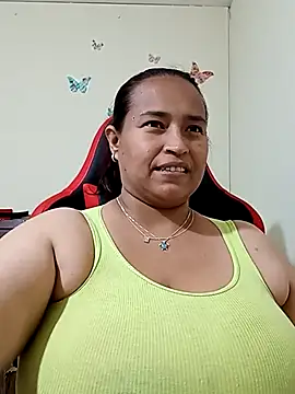 BustySexy Nataly online show from 04/26/26, 11:35