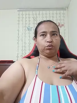 BustySexy Nataly online show from 05/25/26, 06:45