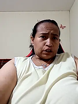 BustySexy Nataly online show from 05/04/26, 05:44