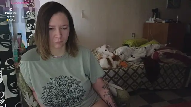 Ozalin  online show from 04/15/26, 10:10