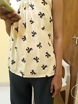 Siya bombay online show from 03/06/26, 12:00