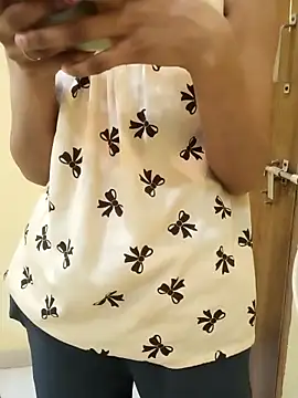 Siya bombay online show from 03/08/26, 02:04