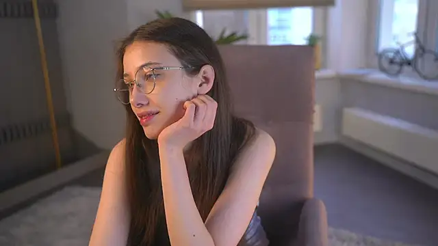 PamTrower online show from 02/06/26, 04:30