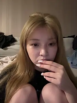 Rabbit-15 online show from 05/18/26, 01:05
