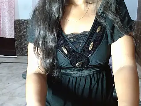 ELIZA 01 online show from 05/18/26, 05:02