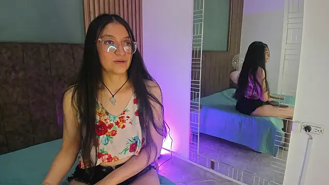 HannaWen  online show from 02/21/26, 08:00