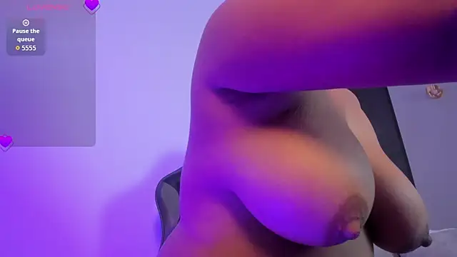 sophia solerr online show from 03/18/26, 02:37