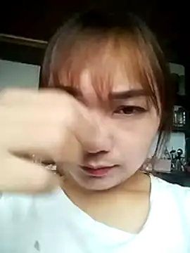 Snapshot of cute-hiphop chatting on 06/30/26, 04:23 cute-hiphop online show from 06/30/26, 04:23