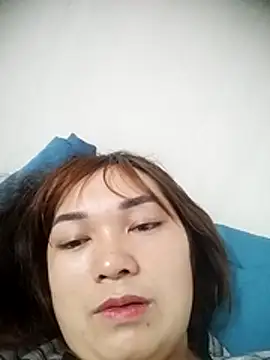 Snapshot of cute-hiphop chatting on 06/18/26, 05:06 cute-hiphop online show from 06/18/26, 05:06