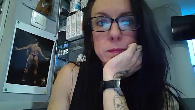 FITGIRL-MAEVA online show from 02/11/26, 05:02