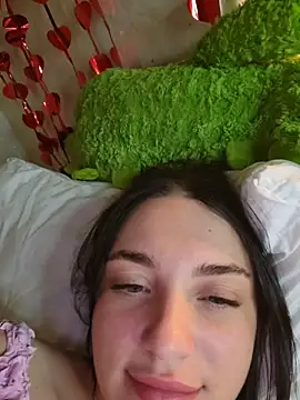 Snapshot of HotDevilGirl_ chatting on 02/26/26, 07:03 HotDevilGirl online show from 02/26/26, 07:03