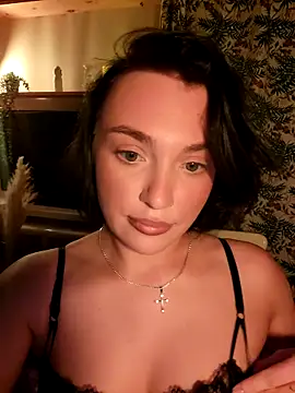 Snapshot of HotDevilGirl_ chatting on 02/06/26, 04:03 HotDevilGirl online show from 02/06/26, 04:03