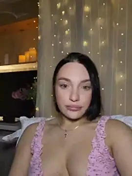 Snapshot of HotDevilGirl_ chatting on 02/10/26, 04:17 HotDevilGirl online show from 02/10/26, 04:17