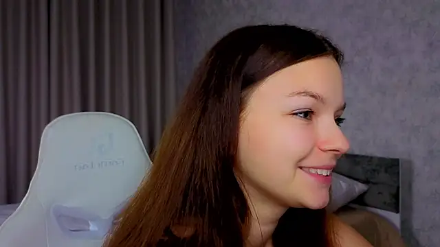Snapshot of ElizaPizza chatting on 06/01/26, 06:29 ElizaPizza online show from 06/01/26, 06:29