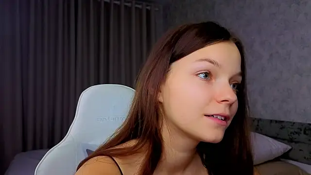Snapshot of ElizaPizza chatting on 05/31/26, 06:09 ElizaPizza online show from 05/31/26, 06:09
