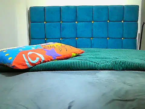 Snapshot of Lebo2004 chatting on 02/15/26, 07:35 Lebo2004 online show from 02/15/26, 07:35