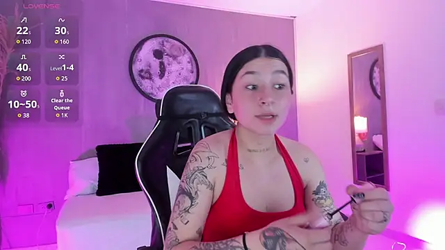 charlottee27  online show from 06/03/26, 02:01