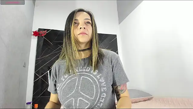 Snapshot of Ana-Spencer chatting on 02/14/26, 11:10 Ana-Spencer online show from 02/14/26, 11:10