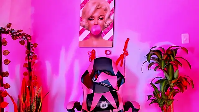 kenia thompsom01 online show from 02/03/26, 02:53