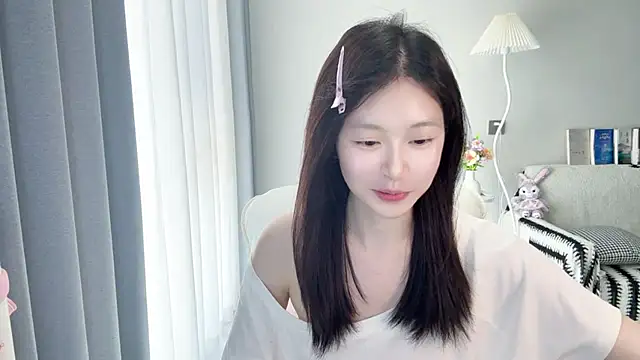 Snapshot of DYyyyyy-- chatting on 07/16/26, 05:59 DYyyyyy-- online show from 07/16/26, 05:59