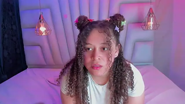 Snapshot of IrinaVoshh_ chatting on 02/16/26, 07:23 IrinaVoshh online show from 02/16/26, 07:23