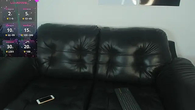 Snapshot of chloe_petite2 chatting on 02/10/26, 12:59 chloe petite2 online show from 02/10/26, 12:59