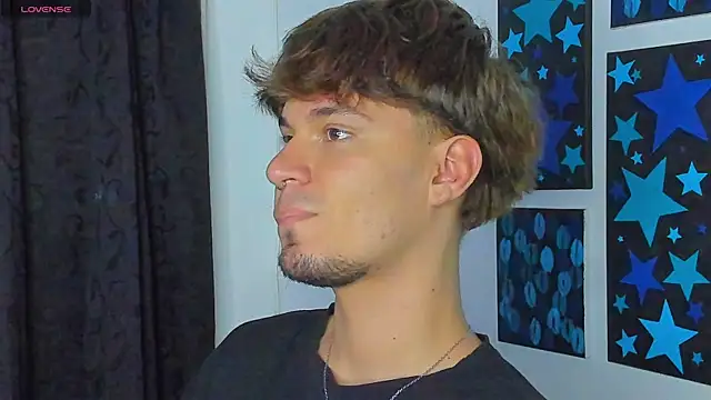 manu  05 online show from 04/14/26, 03:11