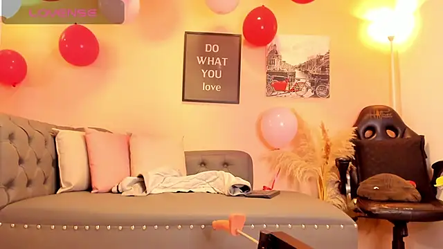 victoriazans online show from 02/10/26, 04:11