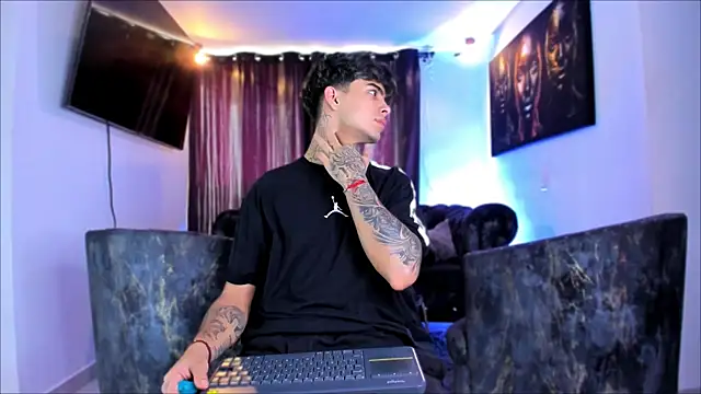 miguel aguirre  online show from 02/24/26, 01:01