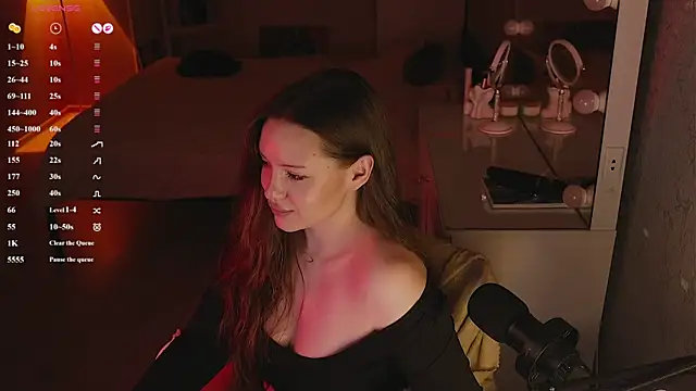 Alisia here online show from 06/09/26, 09:16