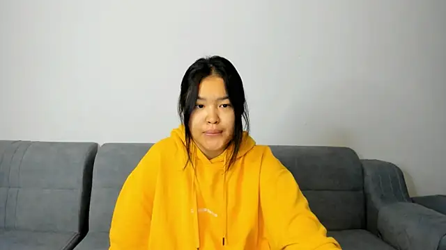 luna yum online show from 02/17/26, 07:11