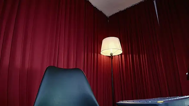 Sharlotte  1 online show from 04/20/26, 11:35
