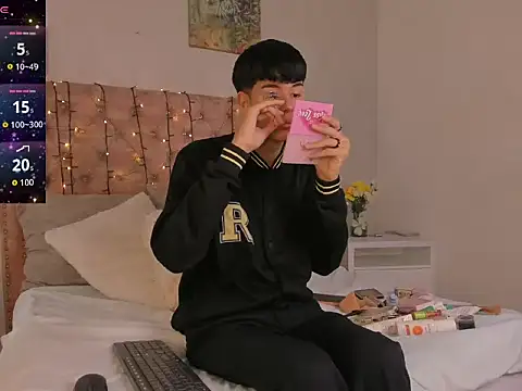 noah lewiss online show from 02/23/26, 10:49