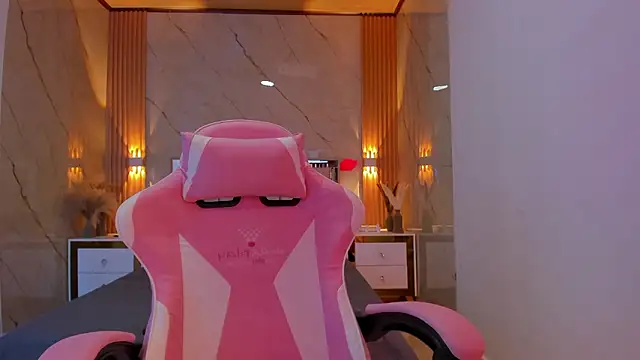 avigail xo online show from 02/07/26, 12:35