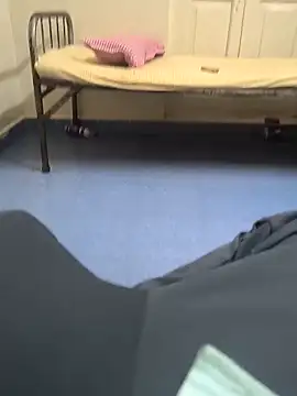 hotboy pune1 online show from 04/01/26, 09:45