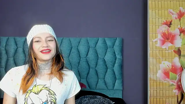 Lia tomson online show from 04/09/26, 07:31