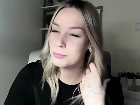 VelvetAngela online show from 02/16/26, 06:34